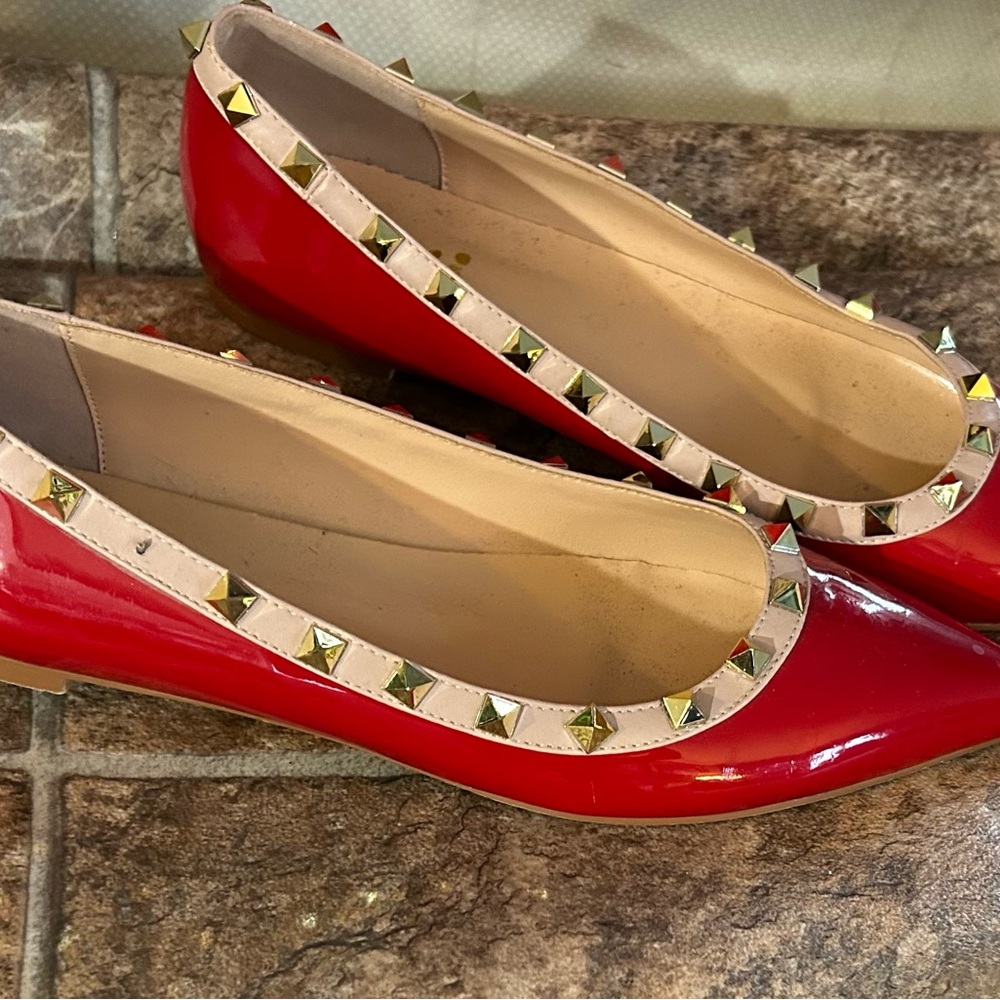 Chic Red Studded Flats